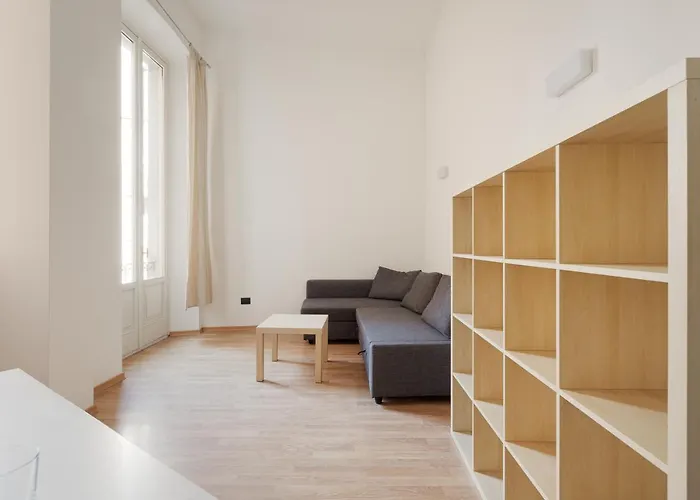 Guesthost - Central Studio Apts -Corso Magenta